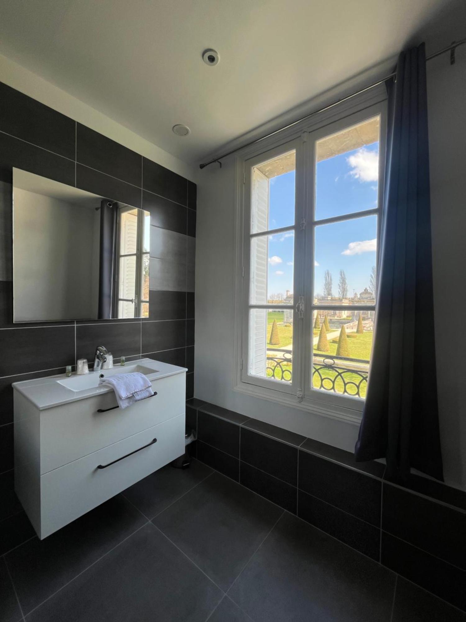 Hostellerie Le Griffon Blerancourt Экстерьер фото